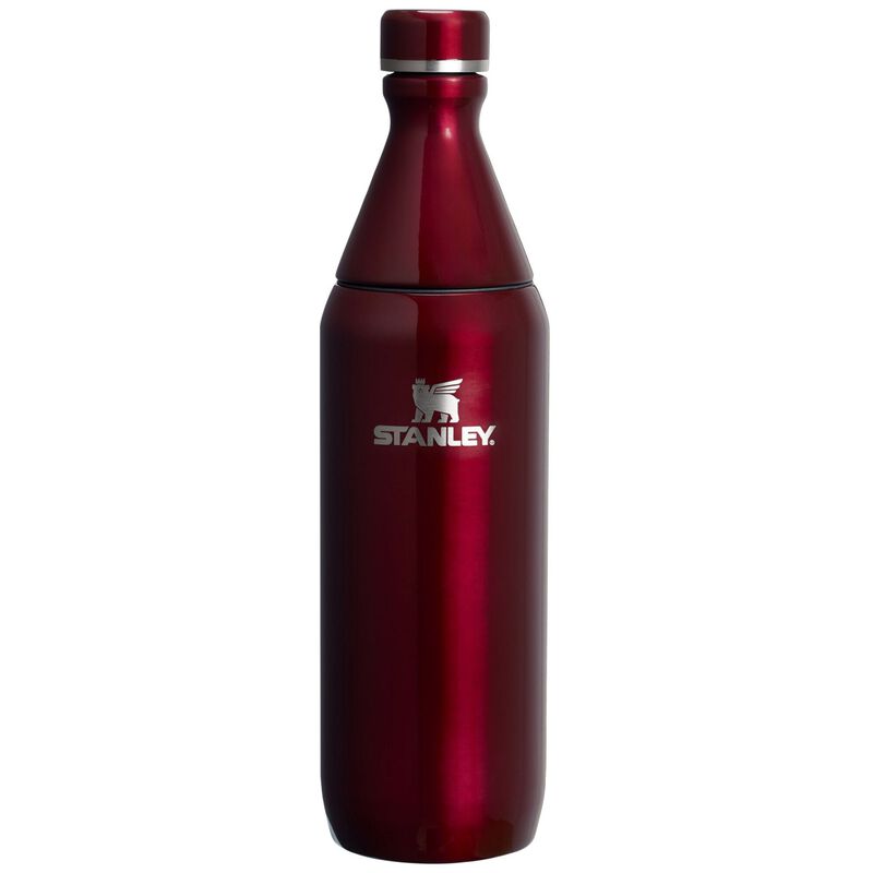 Stanley All Day Slim Bottle 20oz Garnet Shine image number 0